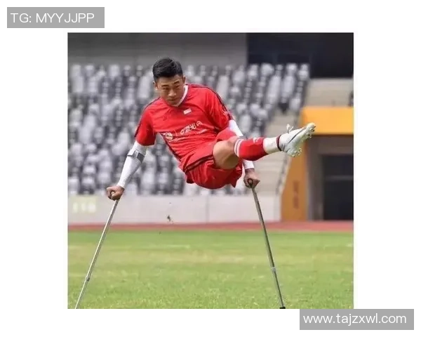 星光闪耀足球盛宴 各路传奇巨星齐聚一堂的难得瞬间