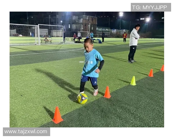 抖音平台上有哪些知名足球球星分享个人生活和训练日常 抖音平台上有哪些知名足球球星分享个人生活和训练日常